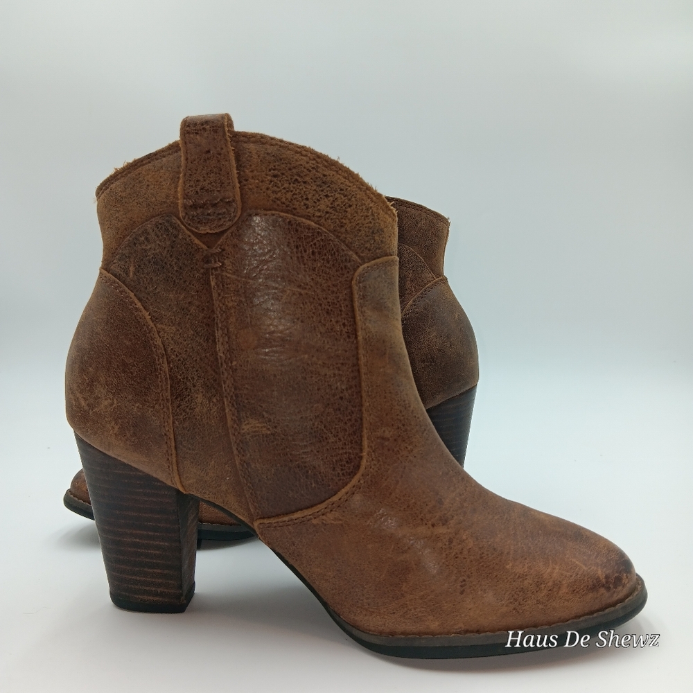 Clarks Indigo Brown Distressed Leather Ankle Heel Boots Western 63158 Size 5.5 M